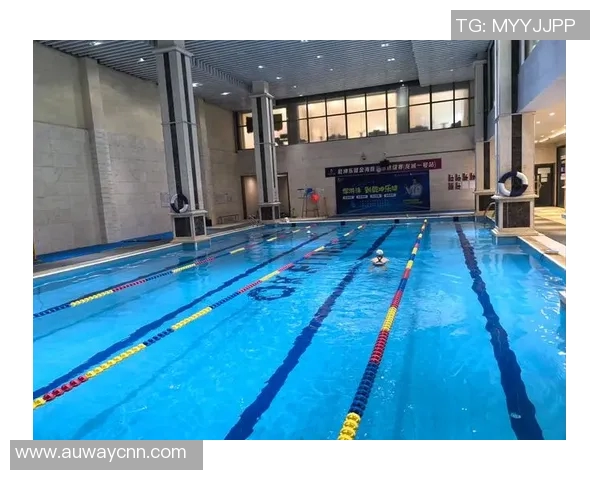 以游泳池为核心设计的休闲度假区提升舒适体验与娱乐功能的新型度假模式